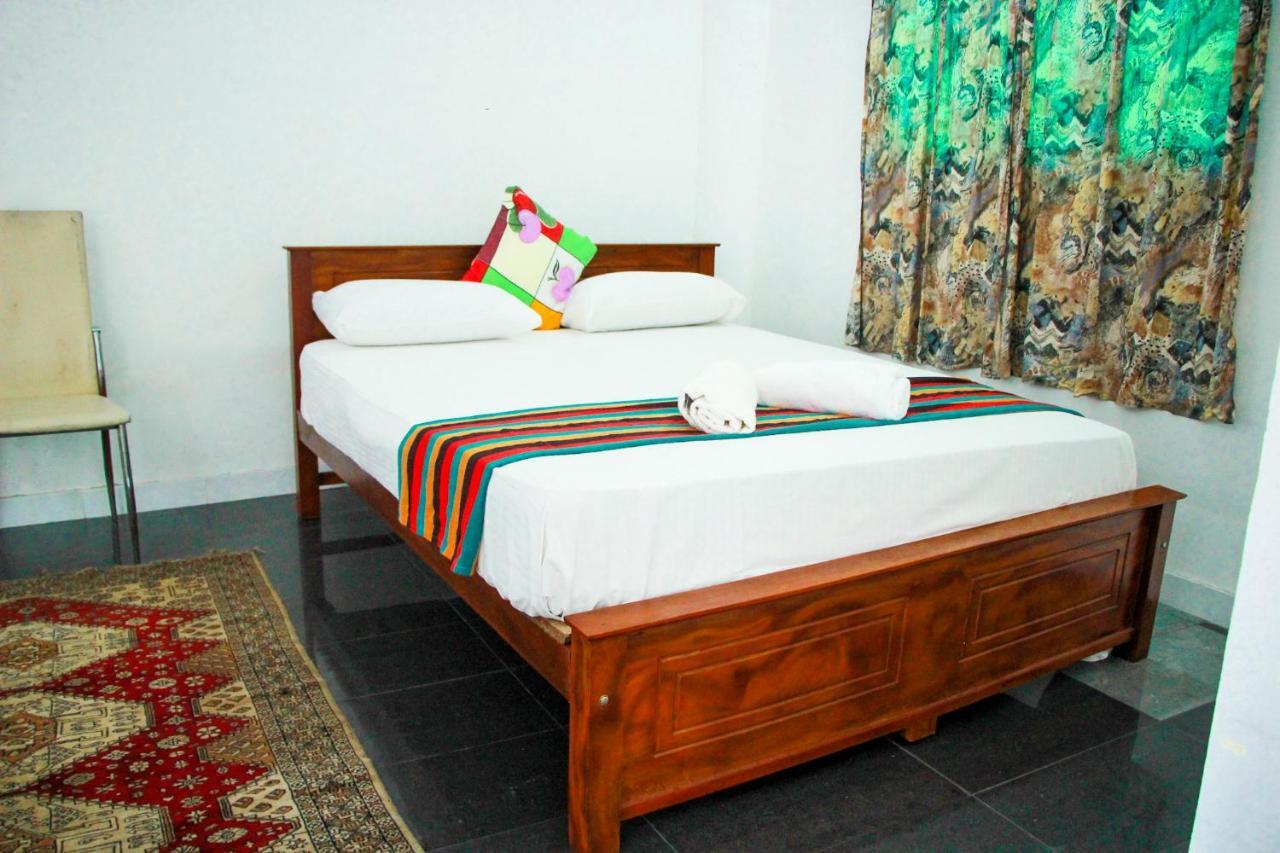 White House Appartement Wattala Buitenkant foto